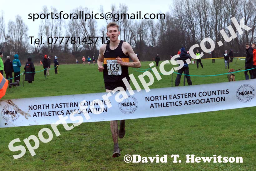 Senior mens 2023 North Eastern Cross Country Champs., Temple Park, South Shields. Photo: David T. Hewitson/Sports for All Pics